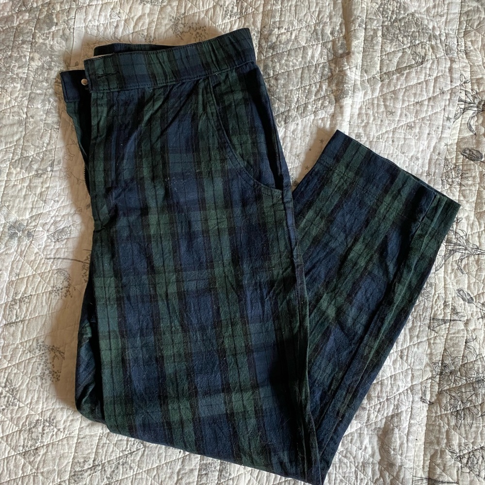 Hollister Cropped Plaid Pants